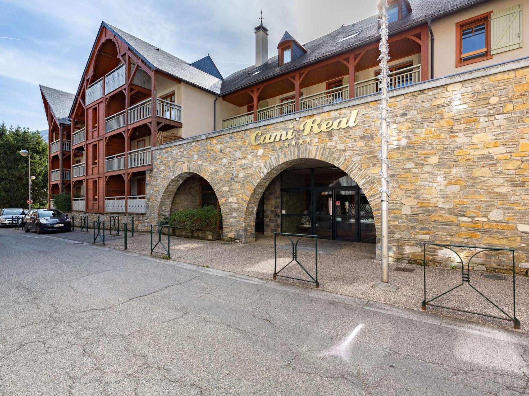 Appartement 10 Pers Avec Piscine, Sauna Et Parking En Centre-Ville De Saint-Lary-Soulan - Fr-1-296-394 Exterior photo